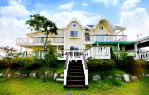 Отель Florian Pension  Gapyeong-Gun